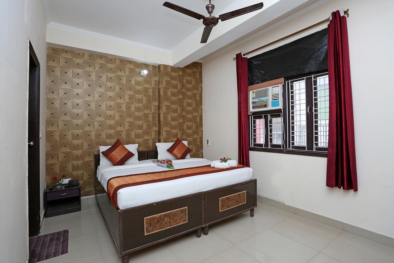 Hotel Avalon Nuova Delhi Esterno foto