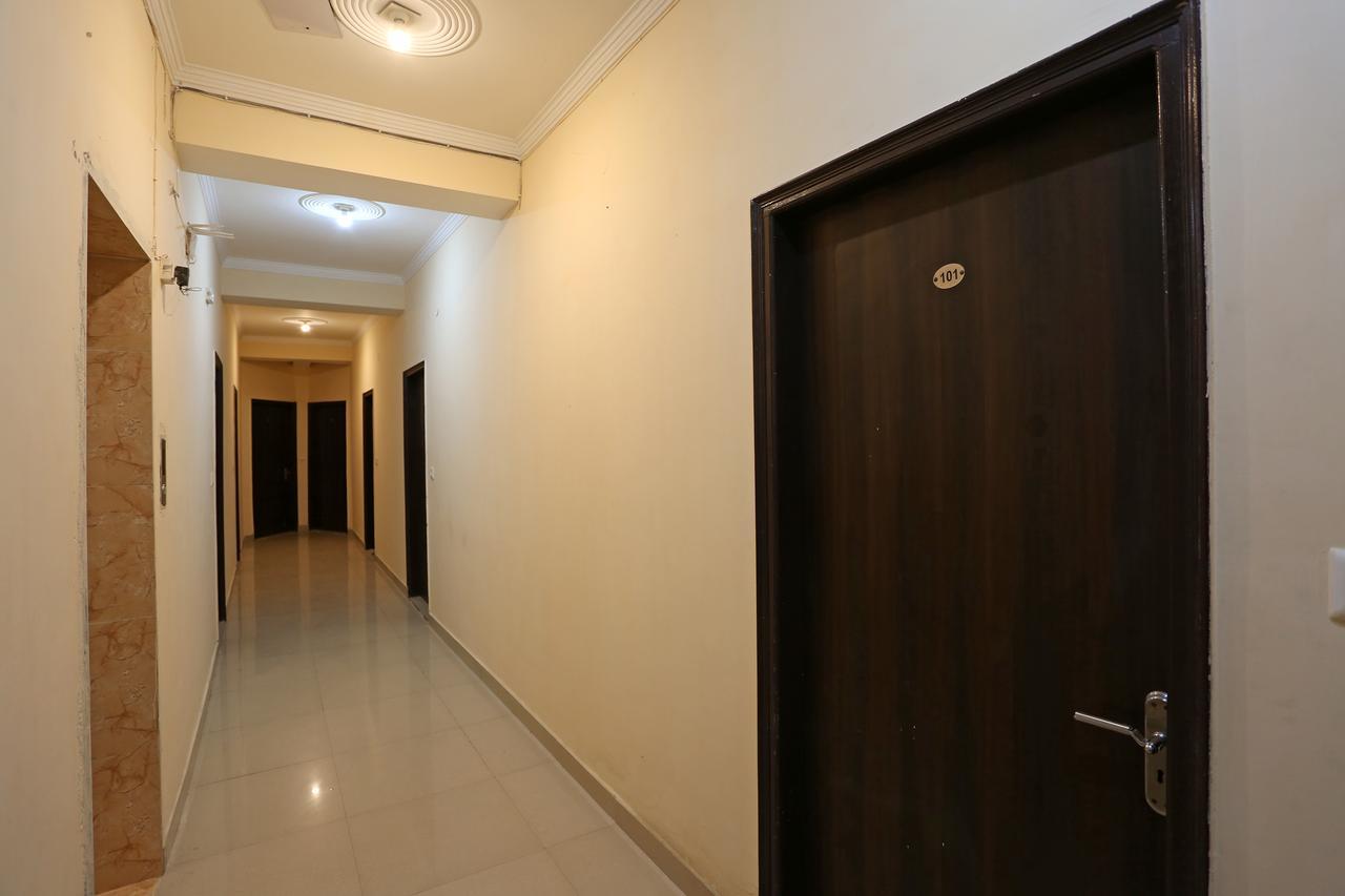 Hotel Avalon Nuova Delhi Esterno foto